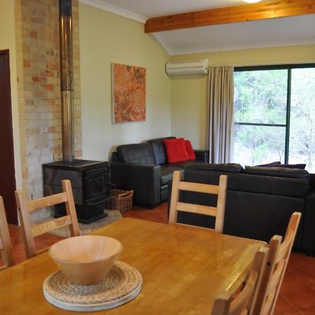Karri Valley Chalets Pemberton Buitenkant foto