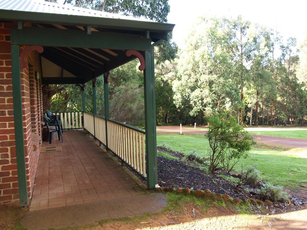 Karri Valley Chalets Pemberton Kamer foto