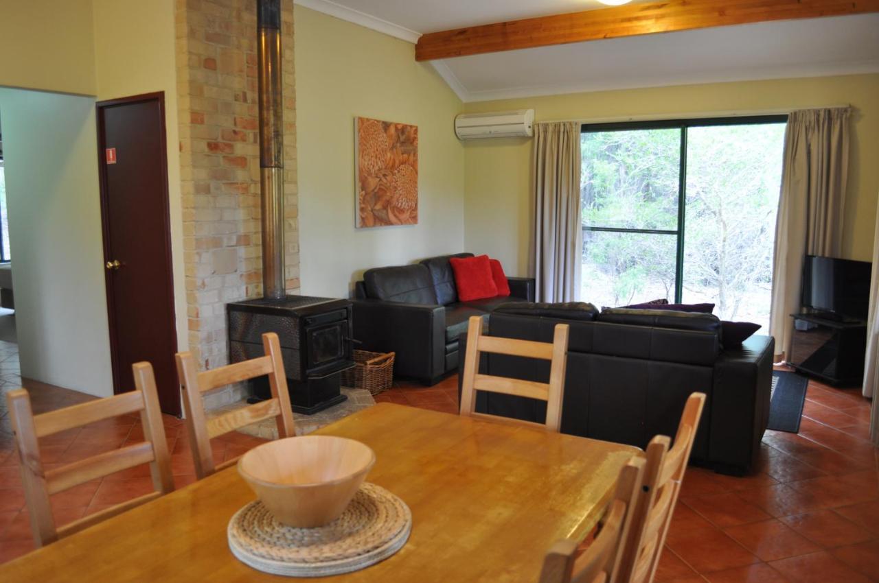 Karri Valley Chalets Pemberton Buitenkant foto