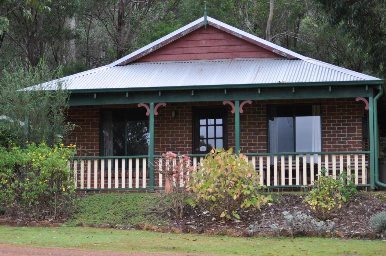 Karri Valley Chalets Pemberton Buitenkant foto