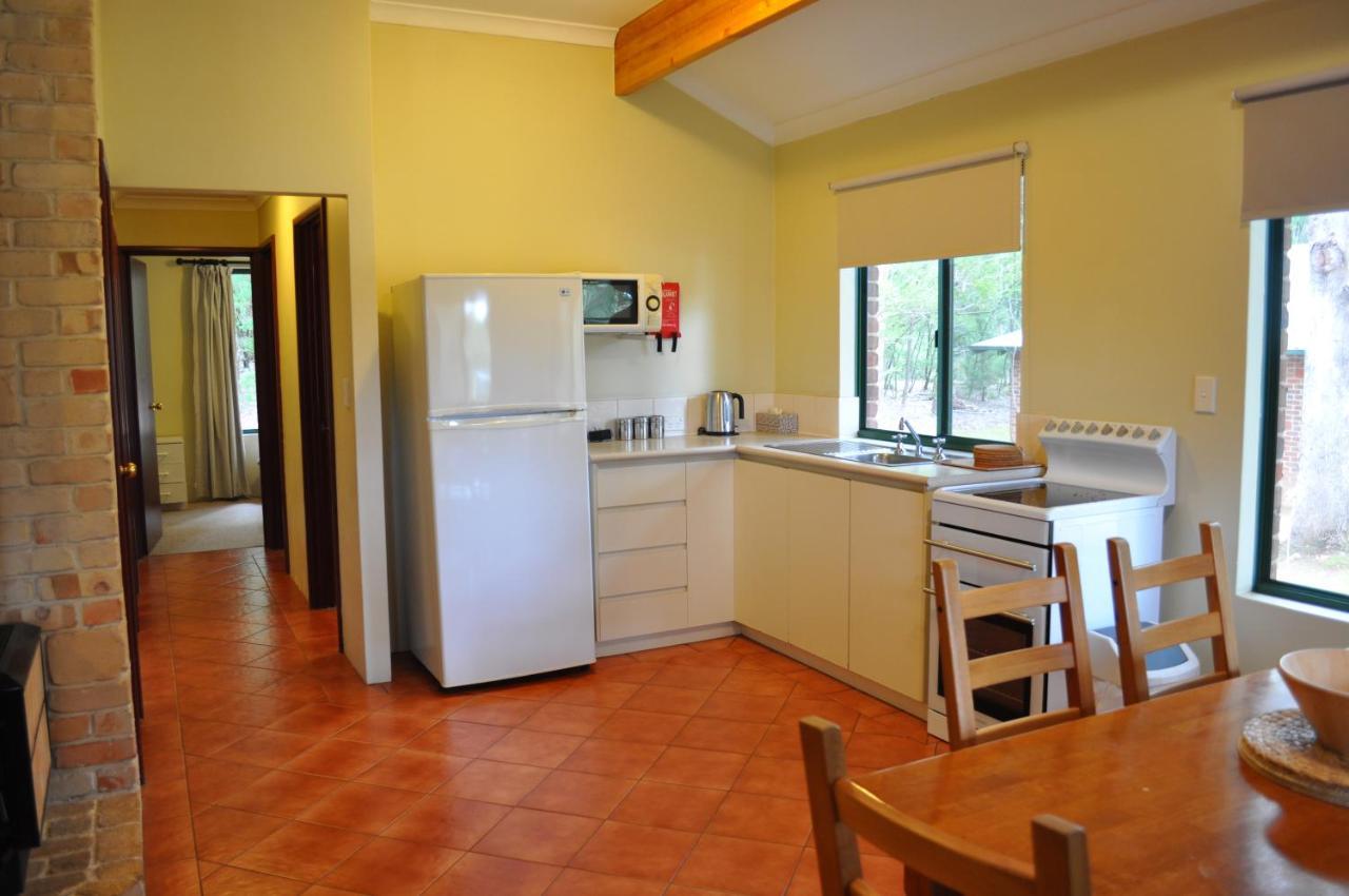 Karri Valley Chalets Pemberton Buitenkant foto